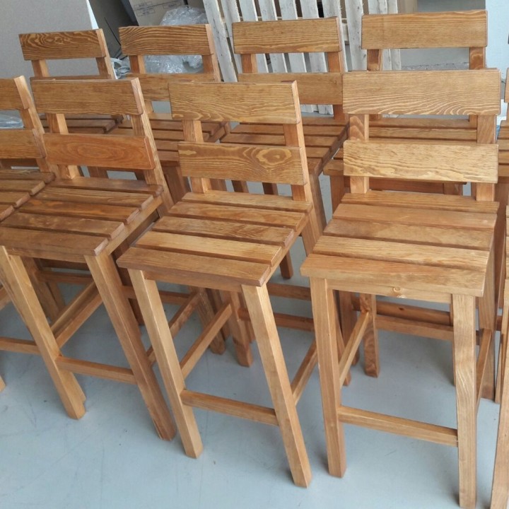 Taburete hosteleria Tarifa|Taburetes madera bares