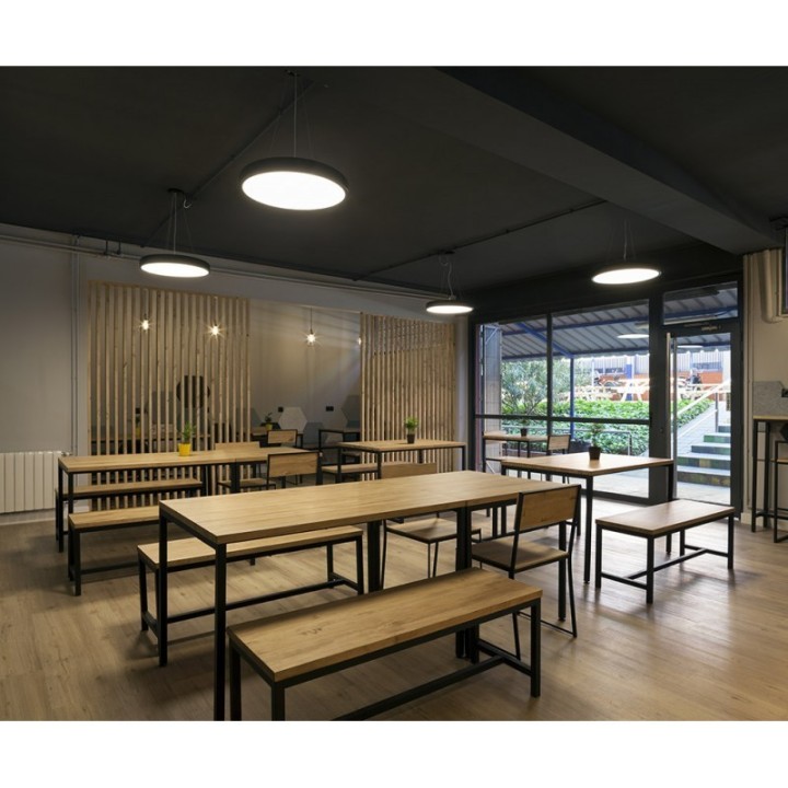 Banco metálico Greensburg|Bancos bares vintage e industrial
