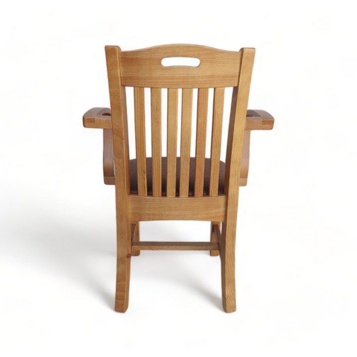 Sillón Praga tapizada- Sillas y Mesas de madera-Thonet- restaurante
